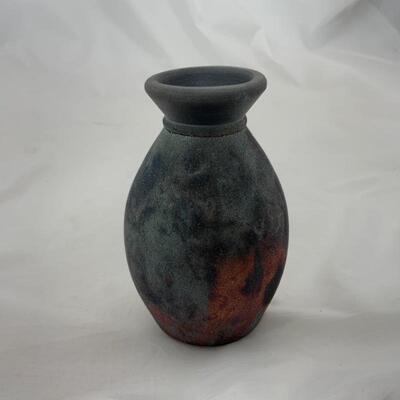 -175- Artist Signed Pottery Vase | Graydon 2003