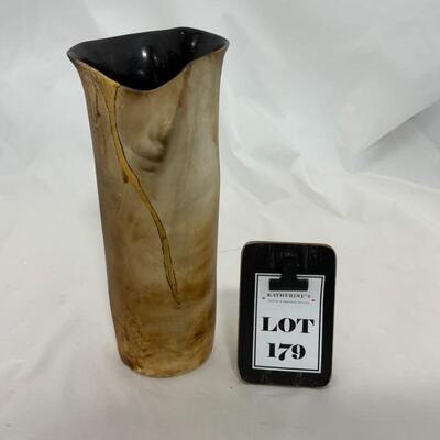 -179- Artist Signed | Sculpted Face Vase | LUND 1990