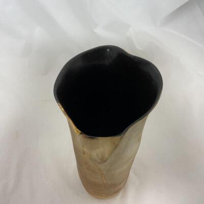 -179- Artist Signed | Sculpted Face Vase | LUND 1990
