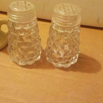 " Copeland Spode England", Blue Bird 8 in. plate. 1960's S & P shakers.
