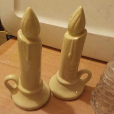 " Copeland Spode England", Blue Bird 8 in. plate. 1960's S & P shakers.