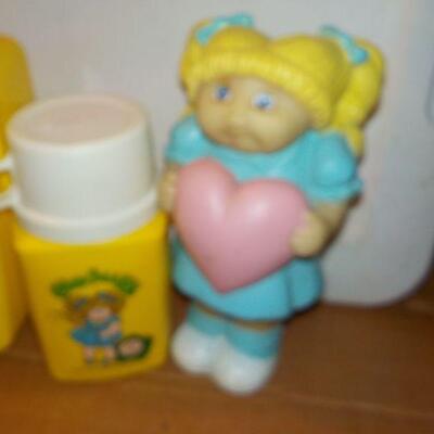 1960's special classics "Cabbage Patch Lunch Box and Thermo plus Bank. 
