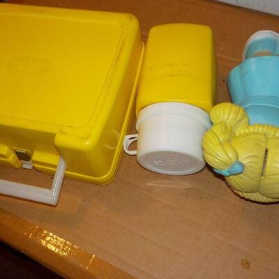 1960's special classics "Cabbage Patch Lunch Box and Thermo plus Bank. 