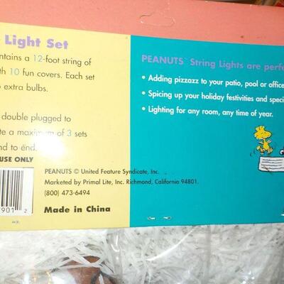 Vintage Snoopy and Peanuts Package deal. Party lights cup and Hair brush.