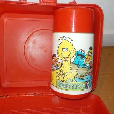 " Sesame Street Lunch Box Original", Jim Henson Productions.