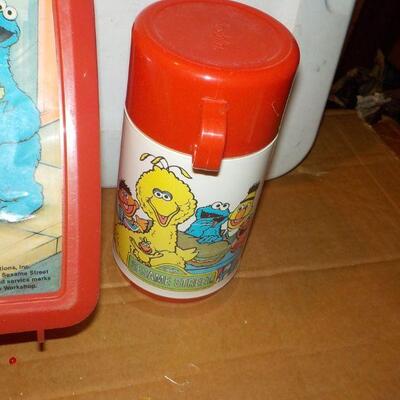 " Sesame Street Lunch Box Original", Jim Henson Productions.