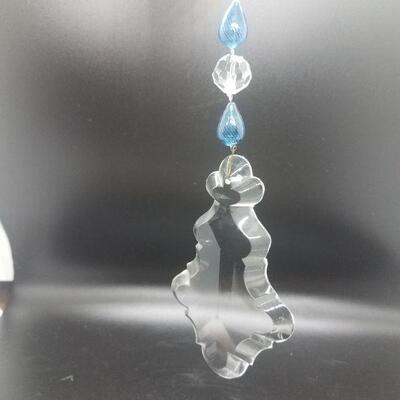 Lot #44 - Crystal and glass suncatcher