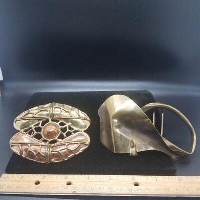 Lot #45 - Vintage metal scarf slides