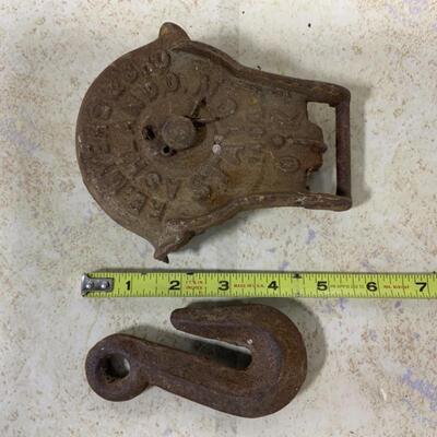 -202- FARM FRESH | Cast Iron Pulley | Cast Iron Hook
