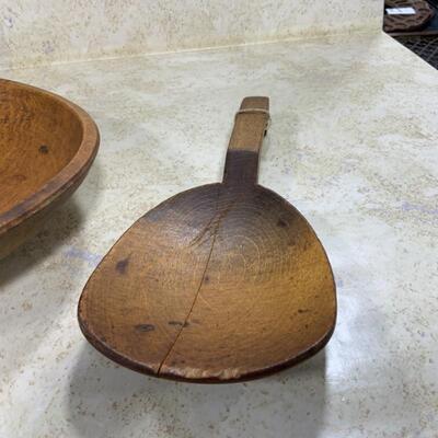 -207- Wooden Bowl | Butter Paddle | Nice Coloring