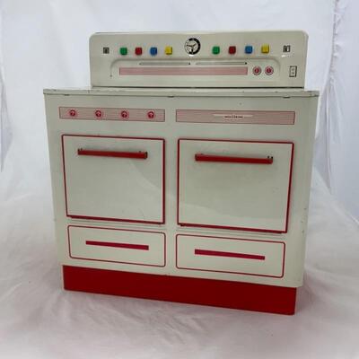 -220- VINTAGE | Wolverine | Childrenâ€™s Tin Stove | Oven