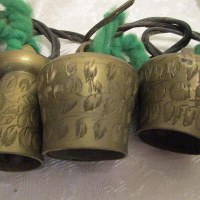 #6 Vintage Brass Bell set from Sarna, India