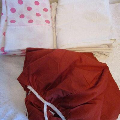#9 Twin Size Fitted Sheet and Two Flat sheets