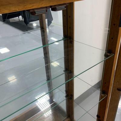 -221- Double-Door Glass Shelf Cabinet 