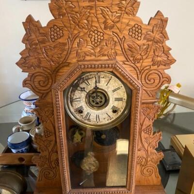 110 Antique Victorian Mantle Clock 