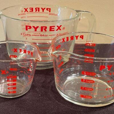 #124 Pyrex Measuring Cups (3) Great for Cooking