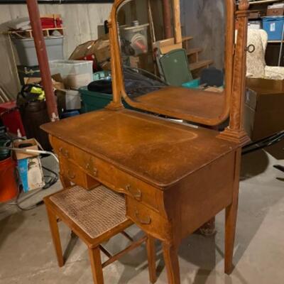 Birdseye maple dressing table with mirror