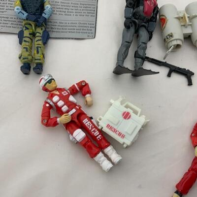 -289- GI Joes | NINE Assembled Figures with Accessories | File Cards