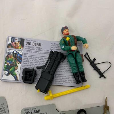 -291- GI Joe | Seven Action Figures | File Cards | Accessories