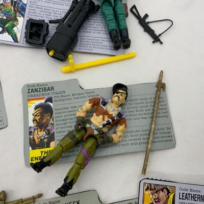 -291- GI Joe | Seven Action Figures | File Cards | Accessories