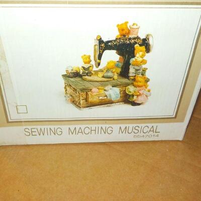 " Sewing Machine Musical ".