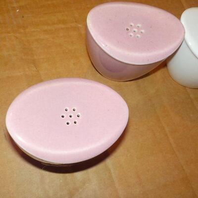 Epicure S & P Shakers white and pink, mid century.