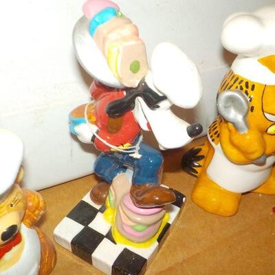 Disney Salt & Pepper Shakers, Taz, Pluto, Garfield and Teddy Bears.