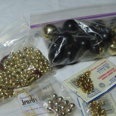 Gold and Black Jewelry Making kit