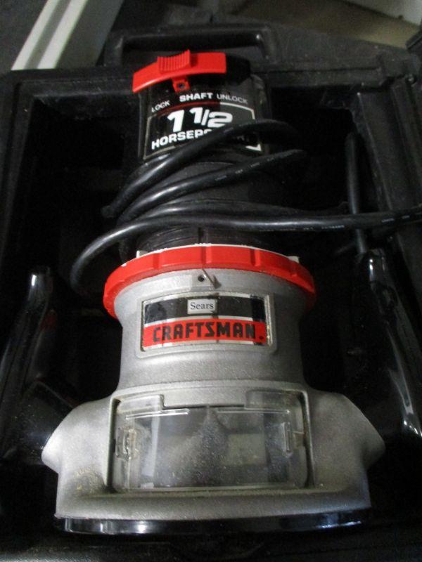 Lot 224 Craftsman 1 1/2 Horsepower Router