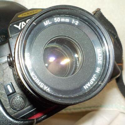 " Yashica FX-3 , 35 mm. Camera."