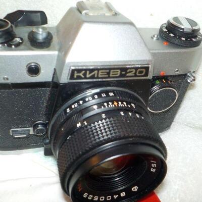 " Russian KNEB-20 35 mm Camera". 
