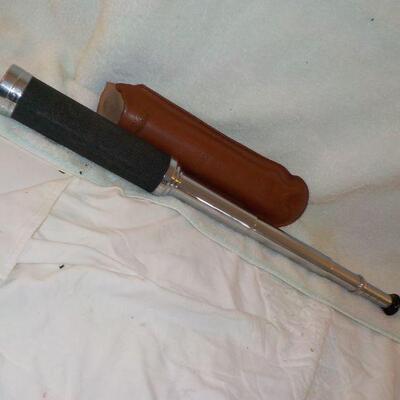 Telescope 15 x - 40x.  "Wollensak telescope".