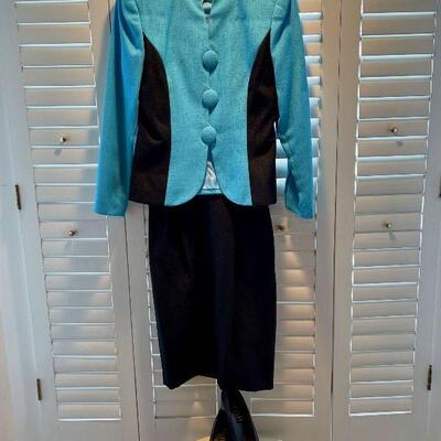 Vintage Turquoise and Black 2 pc Suit skirt jacket Size 2