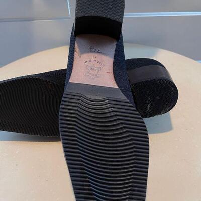 Black Amalfi Pumps Heels Shoes Ladies 7 Like New!