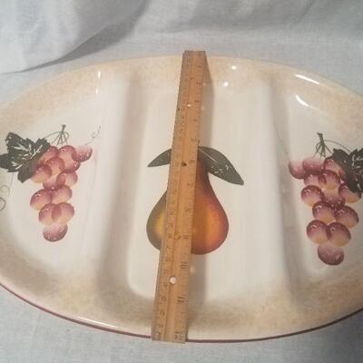 Lot #62 - Ceramic divided fruit platter