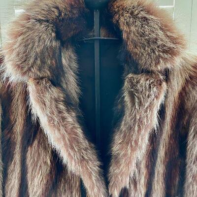 Vintage Raccoon Fur Coat Perfect Condition Ladies Sm