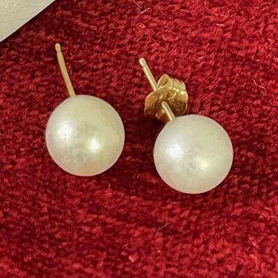 #8 Pearl Earrings 14K Posts 1.3 g 