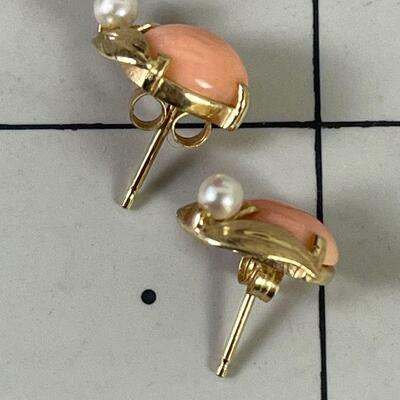 #9 Pearl Pink Coral Earrings 2.7 g 14 K Gold 