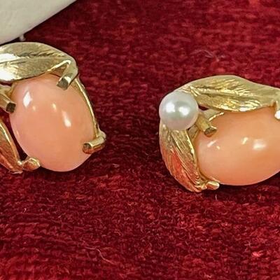 #9 Pearl Pink Coral Earrings 2.7 g 14 K Gold 