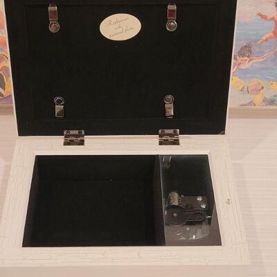 Lot 1: New Musical Jewelry Box and (2) Janet Stewart PRINTS