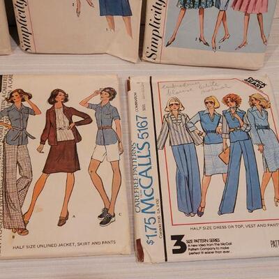 Lot 16: (10) Vintage 1970's Sewing Patterns 