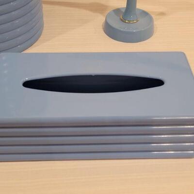 Lot 20: Mid Century Modern Bathroom Set- Trash Can, Towel Bar and Tissue Box 