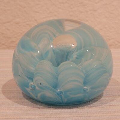Lot 25: Joe St. Clair Paperweight 