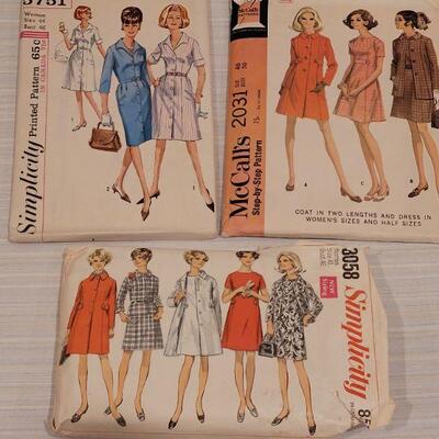 Lot 27:  (10) Vintage 1970's Sewing Patterns 