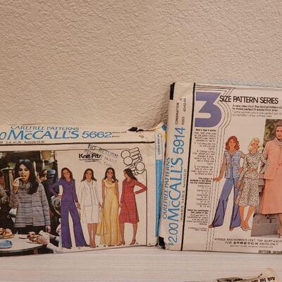 Lot 33: (10) Vintage 1970's Sewing Patterns 