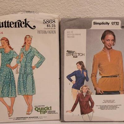 Lot 48: (10) Vintage 1970's Sewing Patterns 