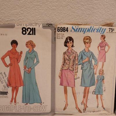 Lot 50: (10) Vintage 1970's Sewing Patterns 