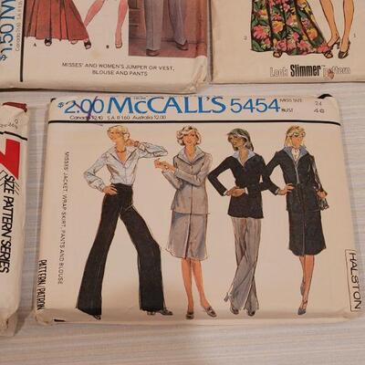 Lot 50: (10) Vintage 1970's Sewing Patterns 