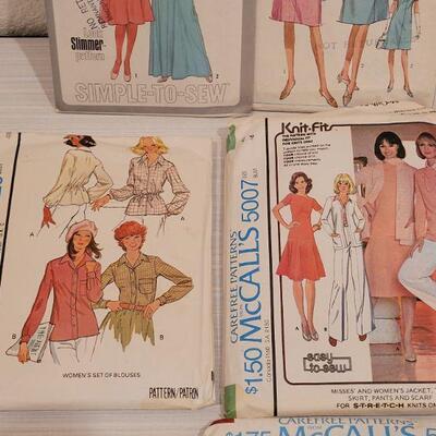 Lot 50: (10) Vintage 1970's Sewing Patterns 