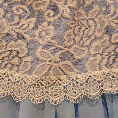 Lot 52: NEW Size 5 Girls Dress
